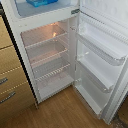 6 Berth Pet Friendly Caravan On Sandy Glade Berrow Экстерьер фото